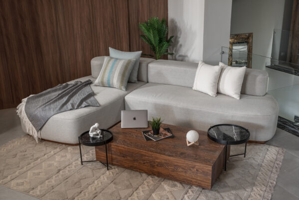 G Sofa - Image 2